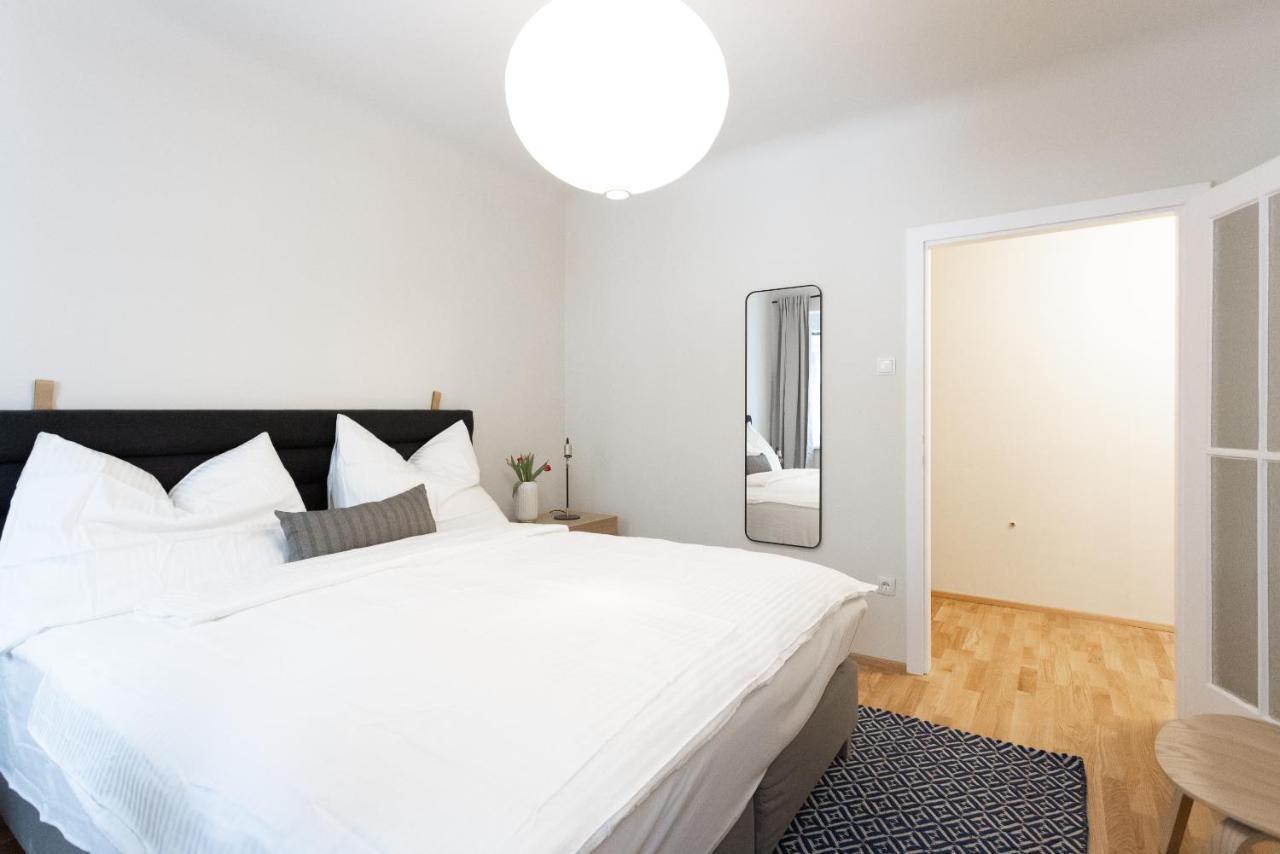 Chic 1-Bed Apt By Canal Walk To Historic Centre Viena Exterior foto