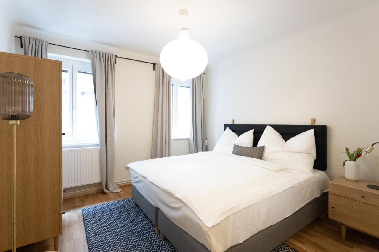 Chic 1-Bed Apt By Canal Walk To Historic Centre Viena Exterior foto